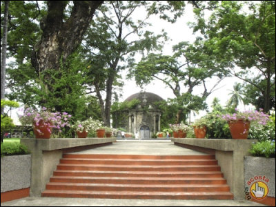 Cemetery Tours of Metro Manila