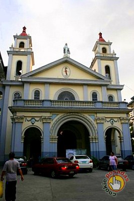 Visita Iglesia de Manila