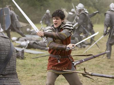 Skandar: Fish and chips. william moseley and skandar keynes. Skandar: Fish and chips.